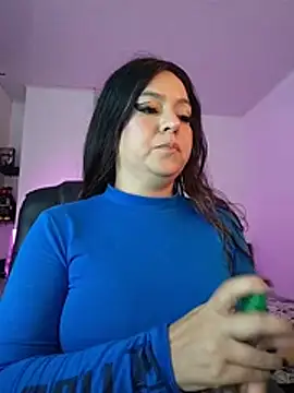 Snapshot of Abbyjoness21 chatting on December 17, 2025, 7:20 pm Abbyjoness21 online show from December 17, 2025, 7:20 pm