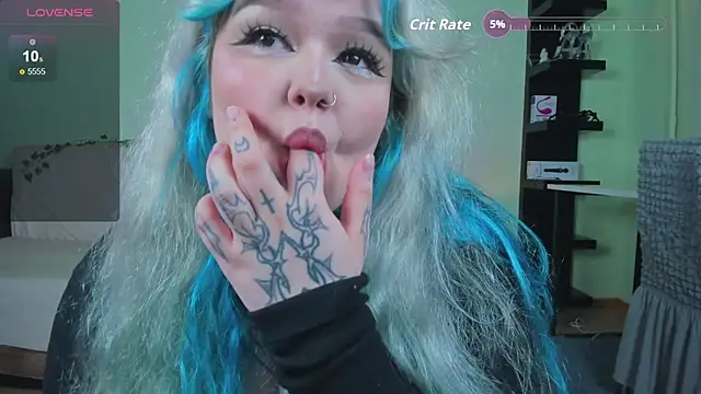  CandyM1lky  online show from October 7, 2025, 7:05 am