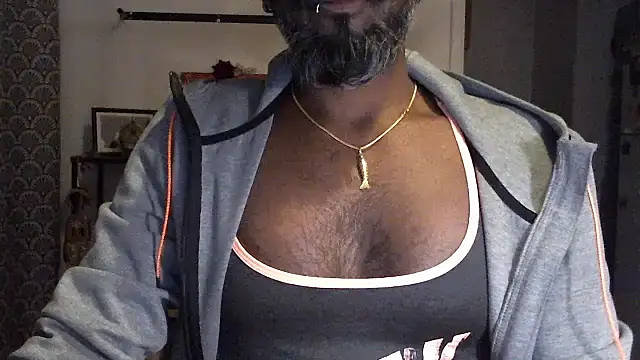 frenchblackc31 online show from October 13, 2025, 6:08 pm