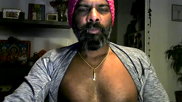 Snapshot of frenchblackc31 chatting on January 18, 2026, 6:28 am frenchblackc31 online show from January 18, 2026, 6:28 am