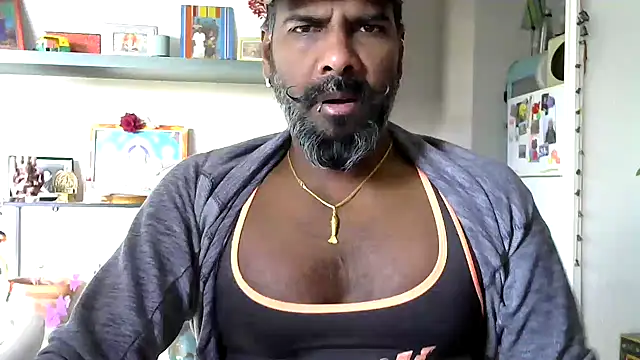 Snapshot of frenchblackc31 chatting on February 6, 2026, 11:46 am frenchblackc31 online show from February 6, 2026, 11:46 am