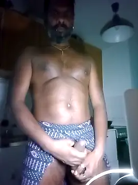 Snapshot of frenchblackc31 chatting on February 24, 2026, 5:55 pm frenchblackc31 online show from February 24, 2026, 5:55 pm