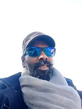 Snapshot of frenchblackc31 chatting on March 1, 2026, 10:39 am frenchblackc31 online show from March 1, 2026, 10:39 am