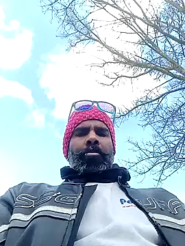 Snapshot of frenchblackc31 chatting on March 9, 2026, 1:26 pm frenchblackc31 online show from March 9, 2026, 1:26 pm
