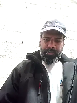 Snapshot of frenchblackc31 chatting on March 18, 2026, 10:07 am frenchblackc31 online show from March 18, 2026, 10:07 am