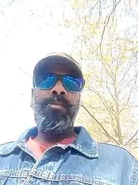 Snapshot of frenchblackc31 chatting on April 4, 2026, 11:18 am frenchblackc31 online show from April 4, 2026, 11:18 am