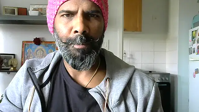 Snapshot of frenchblackc31 chatting on May 7, 2026, 11:59 am frenchblackc31 online show from May 7, 2026, 11:59 am