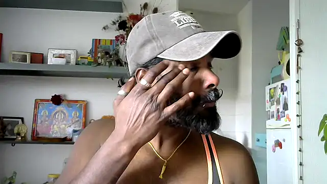 Snapshot of frenchblackc31 chatting on May 8, 2026, 1:38 pm frenchblackc31 online show from May 8, 2026, 1:38 pm