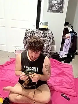 Snapshot of Kiami_Noara chatting on February 9, 2026, 8:24 pm Kiami Noara online show from February 9, 2026, 8:24 pm