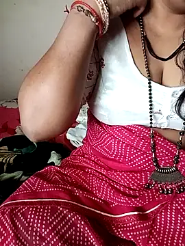 Snapshot of Heart-Kavya chatting on December 16, 2025, 7:13 am Heart-Kavya online show from December 16, 2025, 7:13 am