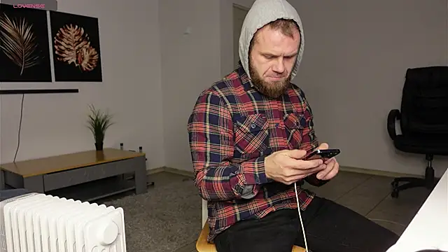 Snapshot of Stewart_Barnz chatting on December 22, 2025, 4:31 am Stewart Barnz online show from December 22, 2025, 4:31 am