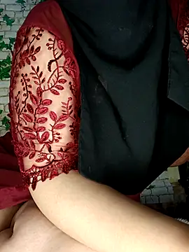 yaraa49 online show from April 14, 2026, 6:25 pm