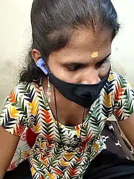 Snapshot of ranisanthutelugu chatting on September 29, 2025, 8:19 am ranisanthutelugu online show from September 29, 2025, 8:19 am