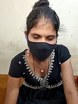 Snapshot of ranisanthutelugu chatting on October 3, 2025, 7:49 am ranisanthutelugu online show from October 3, 2025, 7:49 am