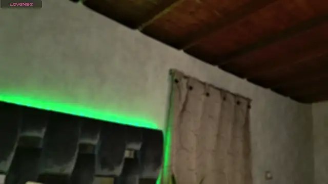 Taurito    online show from October 12, 2025, 5:06 am