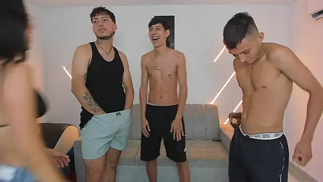 Snapshot of brutal_sex_room2k chatting on November 28, 2025, 3:09 am brutal sex room2k online show from November 28, 2025, 3:09 am