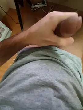 777emre online show from April 22, 2026, 6:27 am