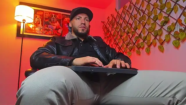 Snapshot of DIMITRI_MASTEER chatting on November 30, 2025, 10:03 pm DIMITRI MASTEER online show from November 30, 2025, 10:03 pm