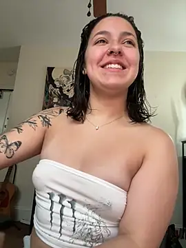 Snapshot of babykalirose chatting on April 30, 2026, 1:50 pm babykalirose online show from April 30, 2026, 1:50 pm