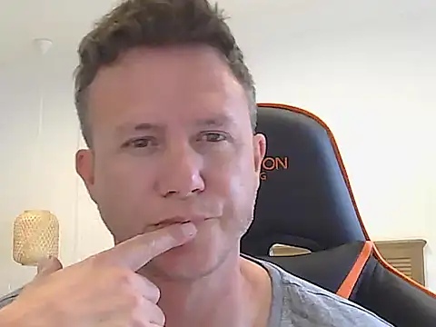 TroyDieselXXX online show from October 20, 2025, 6:36 am