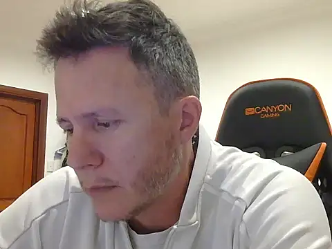 TroyDieselXXX online show from April 1, 2026, 5:43 pm