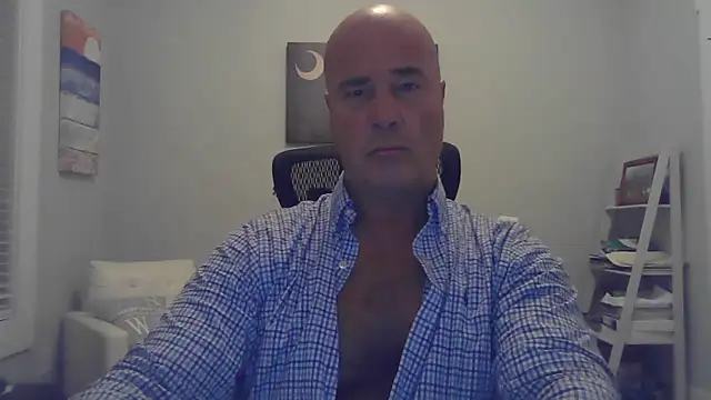 Snapshot of cyclone1212 chatting on May 2, 2026, 9:14 am cyclone1212 online show from May 2, 2026, 9:14 am
