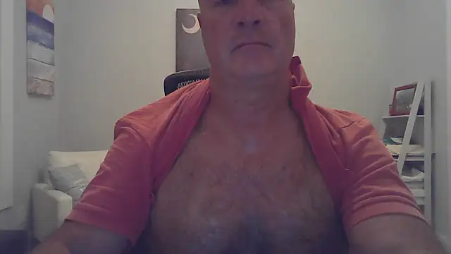 Snapshot of cyclone1212 chatting on May 7, 2026, 9:14 am cyclone1212 online show from May 7, 2026, 9:14 am