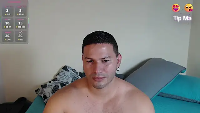 Tim mz01 online show from October 7, 2025, 7:11 pm