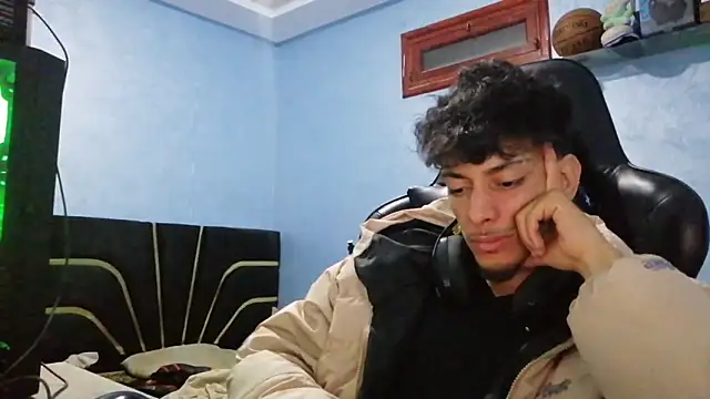 Snapshot of Dark_DesireX chatting on March 5, 2026, 8:38 pm Dark DesireX online show from March 5, 2026, 8:38 pm