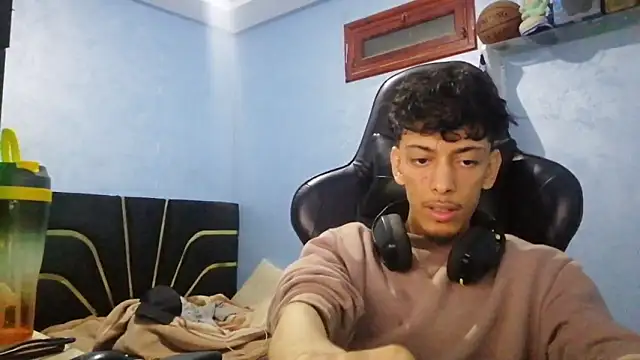 Snapshot of Dark_DesireX chatting on March 15, 2026, 10:05 pm Dark DesireX online show from March 15, 2026, 10:05 pm