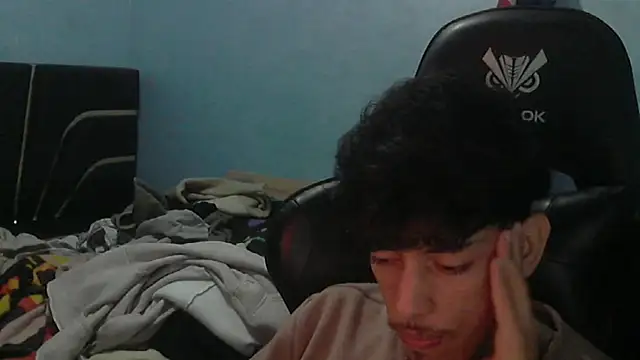 Snapshot of Dark_DesireX chatting on April 6, 2026, 11:44 am Dark DesireX online show from April 6, 2026, 11:44 am