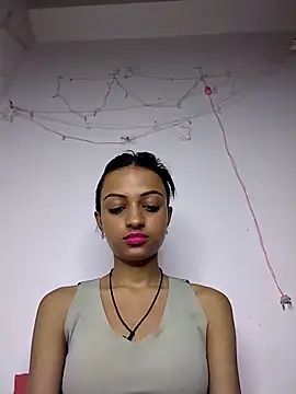 Your-Kitkat online show from March 12, 2026, 6:14 pm