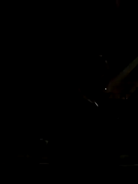 Arii collins1 online show from September 28, 2025, 7:36 am