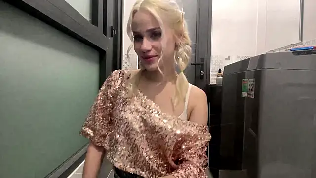 fancy angel online show from December 16, 2025, 1:27 pm