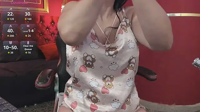 Snapshot of Anissa_Ali chatting on April 2, 2026, 10:46 am Anissa Ali online show from April 2, 2026, 10:46 am