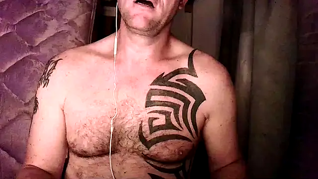 Yournaughty online show from September 29, 2025, 4:17 am