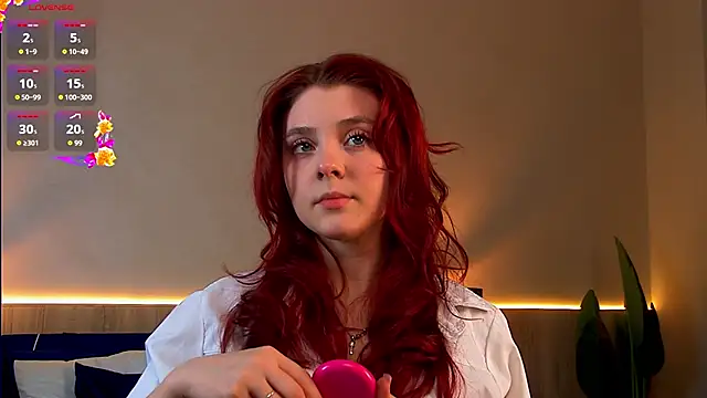 Nora  Ray online show from February 12, 2026, 7:20 pm