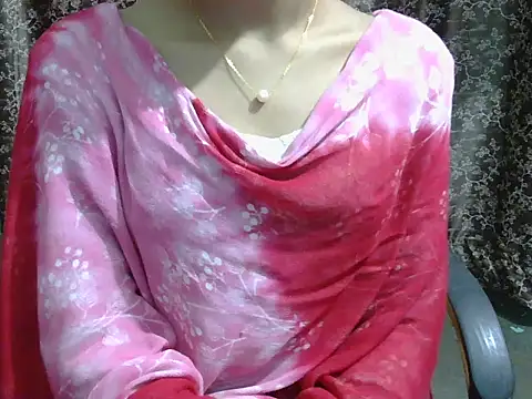 lovely soniya online show from December 23, 2025, 8:23 am