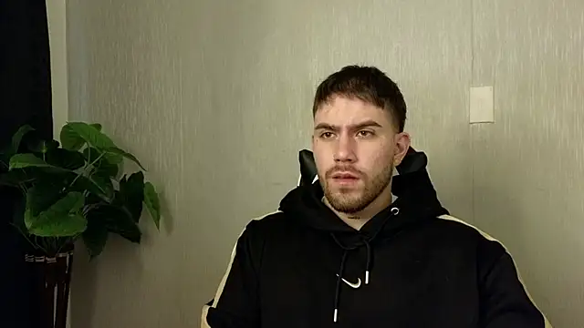 Snapshot of Ades_Lowe chatting on October 15, 2025, 11:54 am Ades Lowe online show from October 15, 2025, 11:54 am