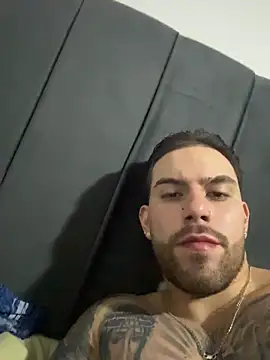 Snapshot of Ades_Lowe chatting on November 8, 2025, 5:51 am Ades Lowe online show from November 8, 2025, 5:51 am