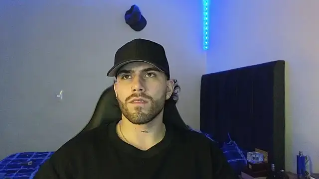 Ades Lowe online show from February 10, 2026, 6:28 am