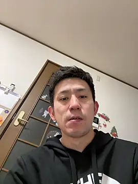 Snapshot of yuma0815 chatting on March 2, 2026, 10:16 pm yuma0815 online show from March 2, 2026, 10:16 pm