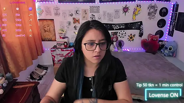 Cherry blush  online show from May 13, 2026, 9:33 pm
