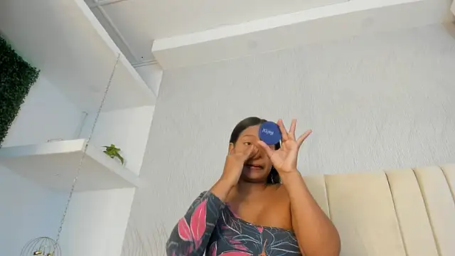 Snapshot of keyla_mejia chatting on May 16, 2026, 12:15 pm keyla mejia online show from May 16, 2026, 12:15 pm