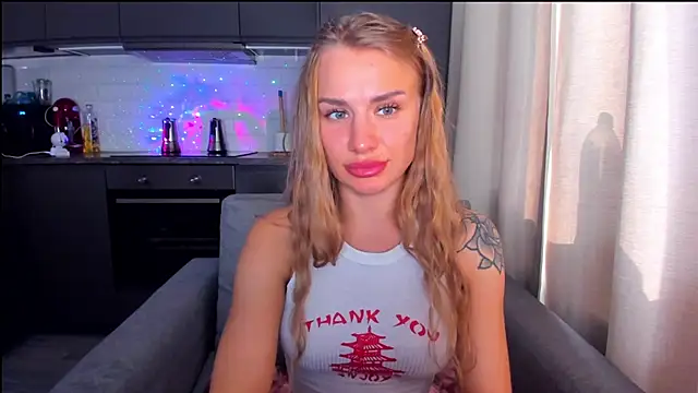 Snapshot of MashaFromRussia__ chatting on September 14, 2025, 7:51 am MashaFromRussia online show from September 14, 2025, 7:51 am