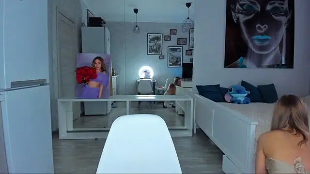 Snapshot of MashaFromRussia__ chatting on October 15, 2025, 11:21 am MashaFromRussia online show from October 15, 2025, 11:21 am