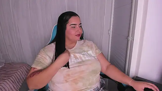 Snapshot of artemisa19 chatting on September 9, 2025, 7:19 am artemisa19 online show from September 9, 2025, 7:19 am