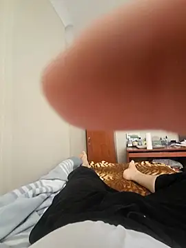 Snapshot of reallove78 chatting on October 22, 2025, 11:21 am reallove78 online show from October 22, 2025, 11:21 am