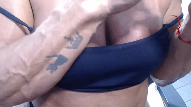 Stronggsexy online show from February 2, 2026, 1:37 am