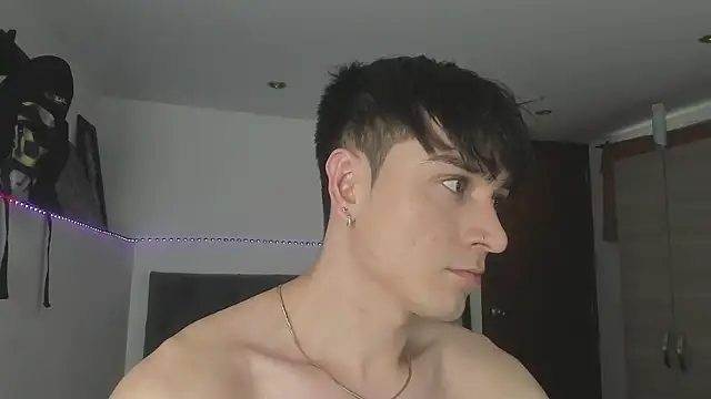 Snapshot of stevve_14 chatting on November 27, 2025, 10:12 pm stevve 14 online show from November 27, 2025, 10:12 pm